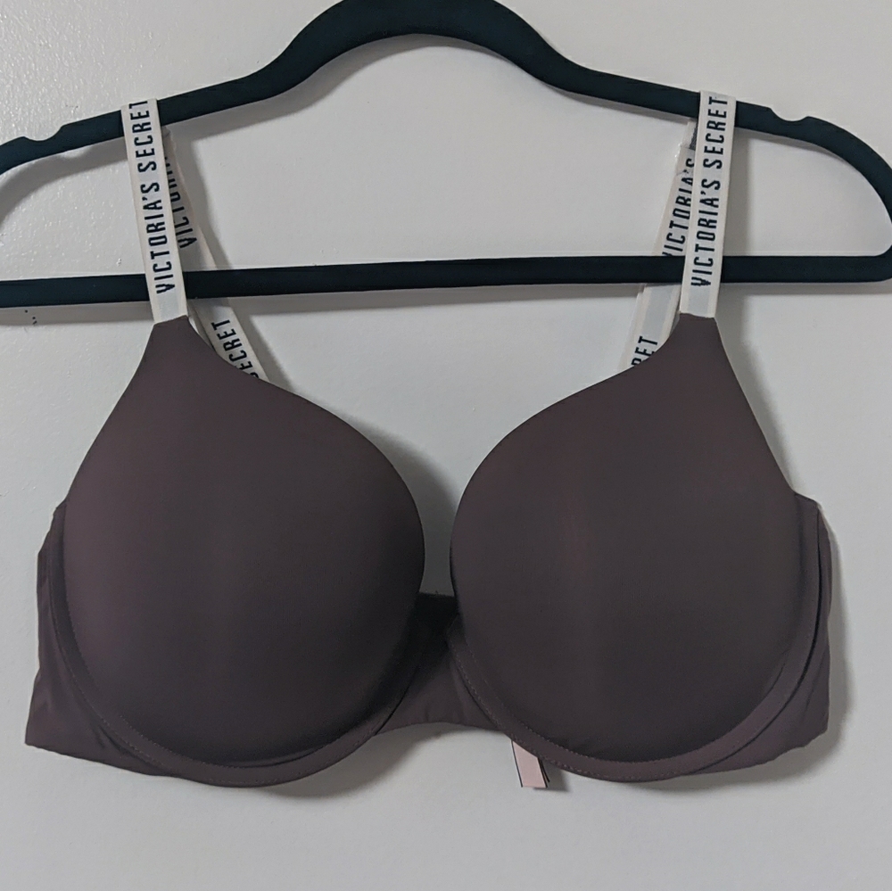 Victoria's Secret t-shirt push-up mauve bra